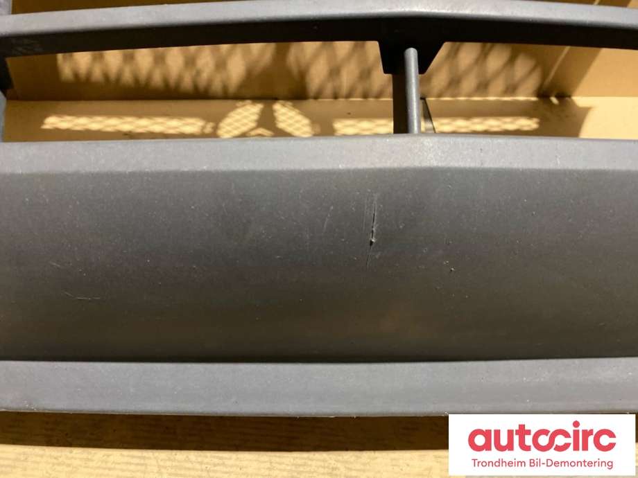 Støtfanger foran til Mercedes Vito/Viano 2010-2014 (Fase 2) (W639) (W639) (..|A6398806970|A63988069707G99|)
