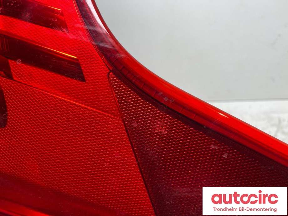 Baklykt venstre ytre til Ford Focus 2014-2018 (Type III, Fase 2)  (..|F1EB-13405-E|F1EB-13405-D|F1EB-13405-EB| 2033124)
