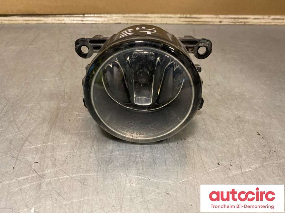 Tåkelykt høyre foran til Suzuki SX4 S-CROSS 2013-->> (Type II) (VALEO|35500-62J01-000|3550062J01000|89206454)