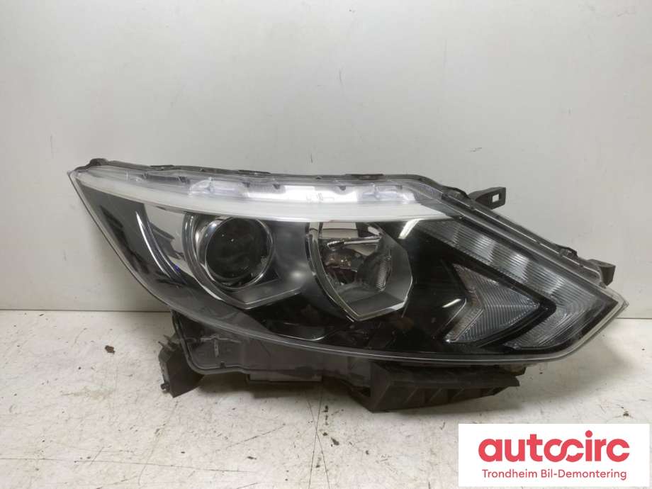 Frontlykt høyre halogen til Nissan Qashqai, 2014-2021 (Type II)  (LES INFO|260104EH0A)