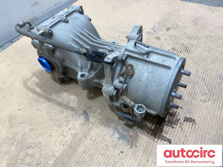 Kardang klokke bak til Nissan Qashqai 2014-2021 (Type II)  (..|383104BF0A|)