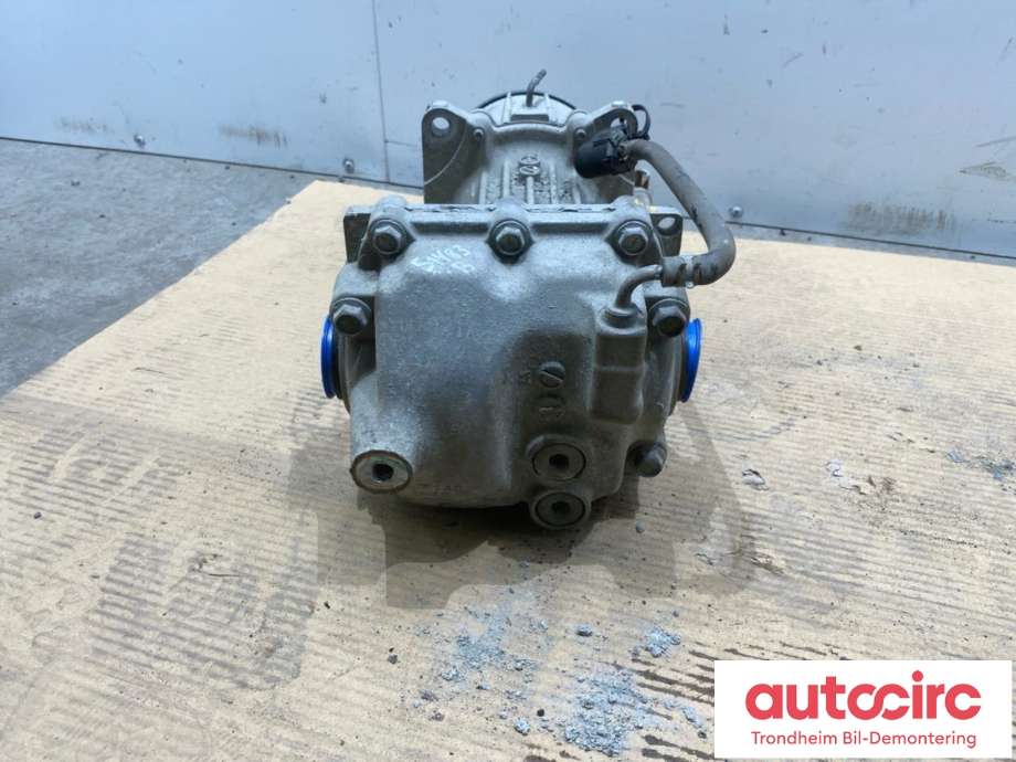 Kardang klokke bak til Nissan Qashqai 2014-2021 (Type II)  (..|383104BF0A|)