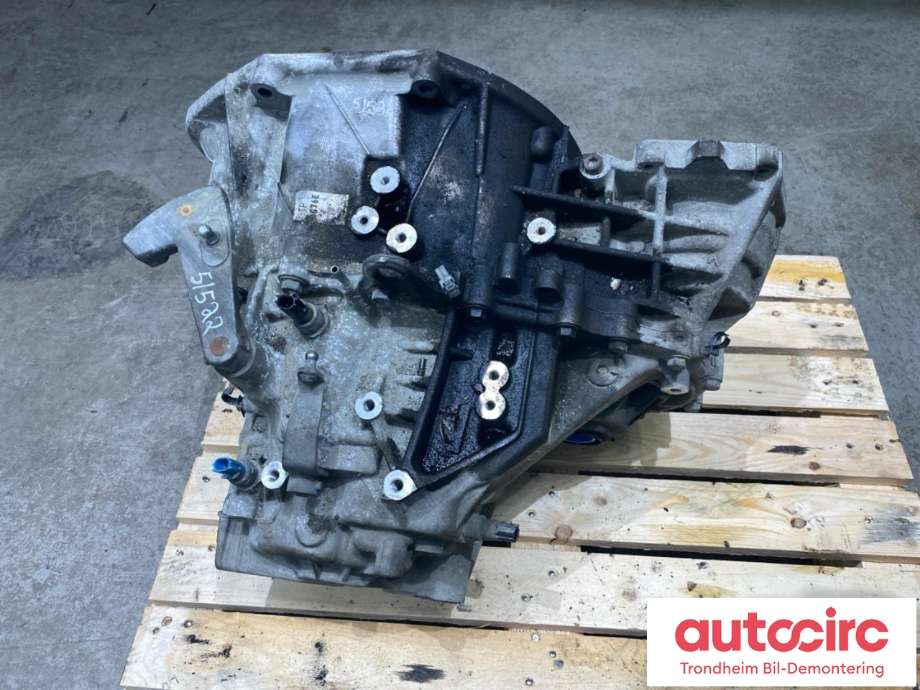 Girkasse 4WD hovedkasse til Nissan X-Trail 2007-2014 (T31) (T31) (..|32010JG76E|)