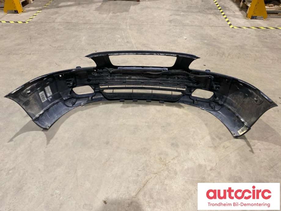 Støtfanger foran til Volvo V70 2005-2007 (Type II, Fase 2) (LES INFO|08693340|39998869|)