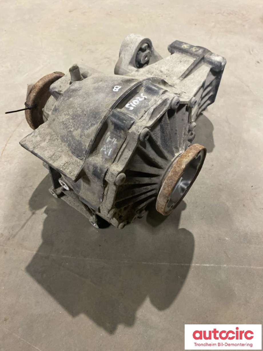 Kardang klokke bak til Audi A6, Allroad 2000-2005 (Type I) (C5) (C5) (LES INFO|01R500044R|01R 500 044 R|FCE)