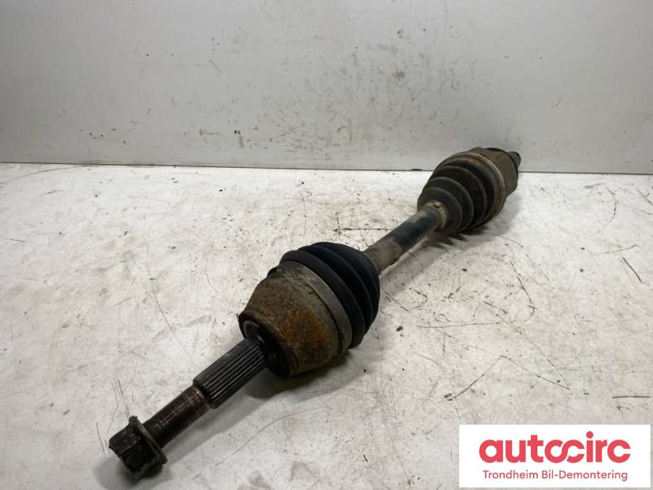 Drivaksel høyre foran, diesel/automat til Nissan Navara 2005-2010 (Fase 1) (D40) (D40) (..|39100EB310|)