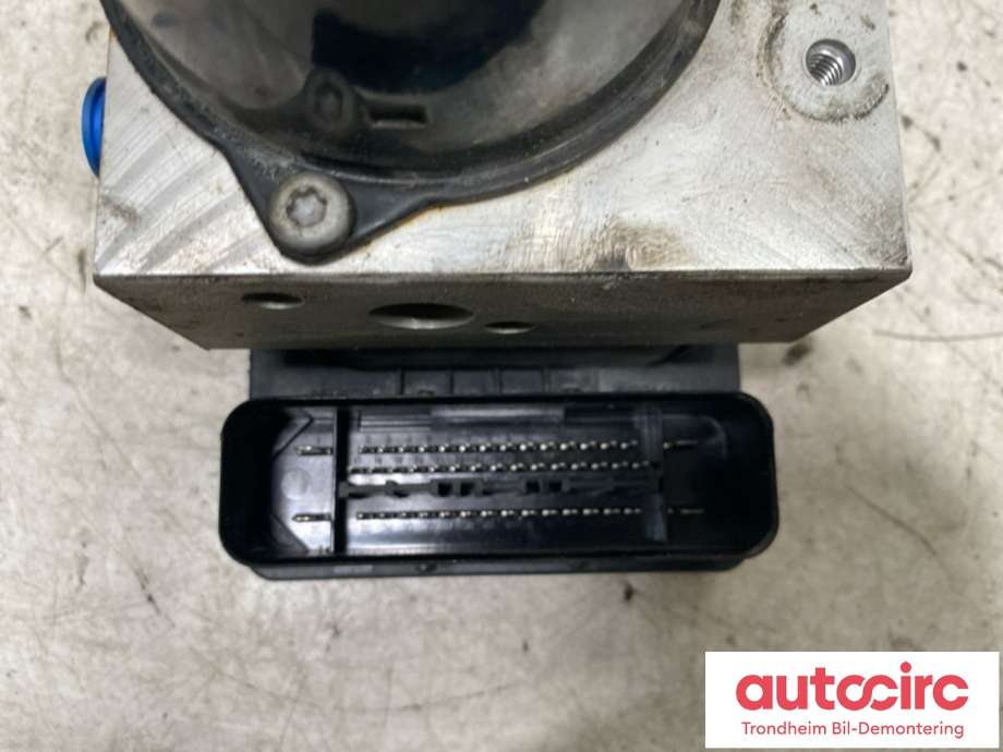 ABS sentral til Nissan Navara 2005-2010 (Fase 1) (D40) (D40) (..|47660EB33D|)