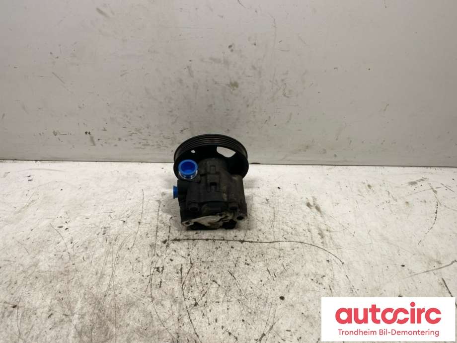 Servo pumpe mekanisk til Nissan Navara 2005-2010 (Fase 1) (D40) (D40) (..|49110EB300|)
