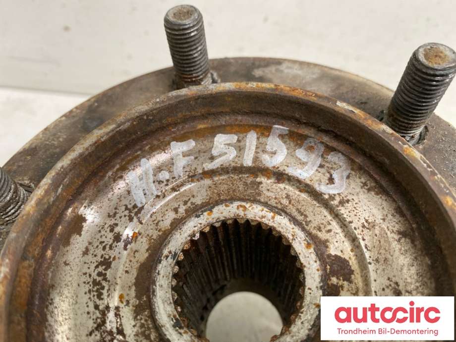Hjulspindel høyre foran til Toyota Hilux 2006-2011  (432110K030|)