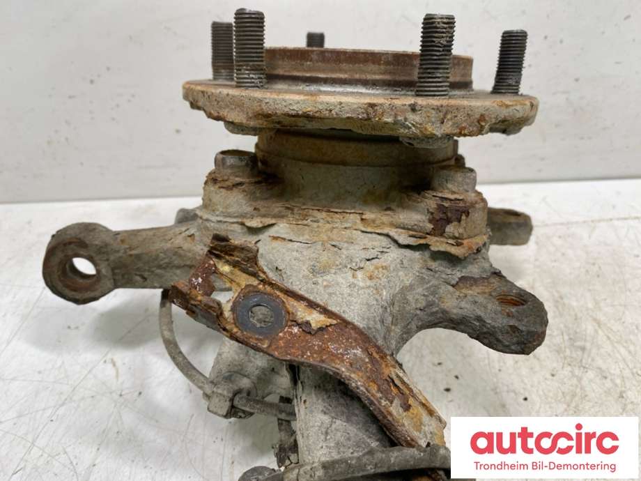 Hjulspindel høyre foran til Toyota Hilux 2006-2011  (432110K030|)