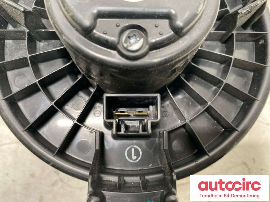 Varmeapparat motor til Toyota Hilux 2006-2011  (..|8710302470|AE272700-5151|)