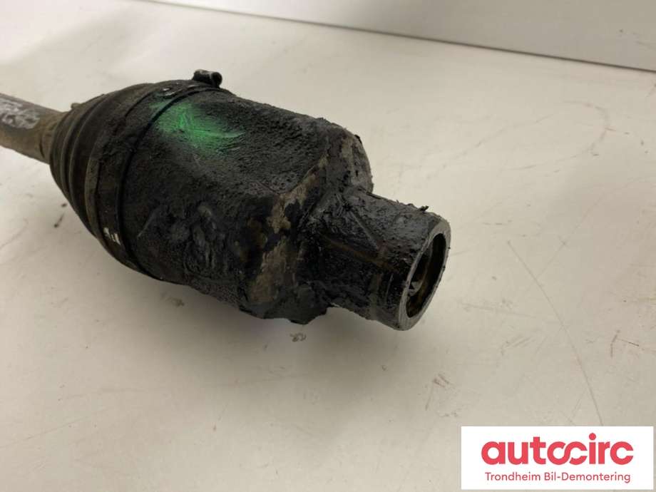 Drivaksel høyre foran, diesel/manuell til Opel Antara 2007-2013  (LES INFO|96624722|95520505|)
