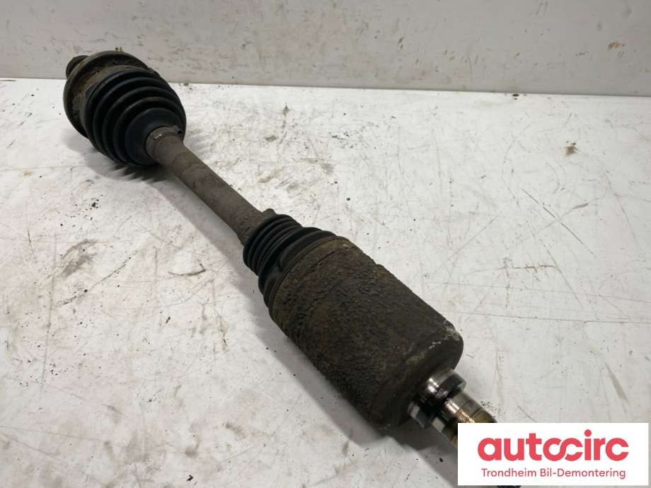 Drivaksel høyre foran, diesel/automat til Mercedes E-Klasse 2002-2006 (Fase 1) (W211) (W211) (A 211 330 12 01|A 211 330 18 01|)