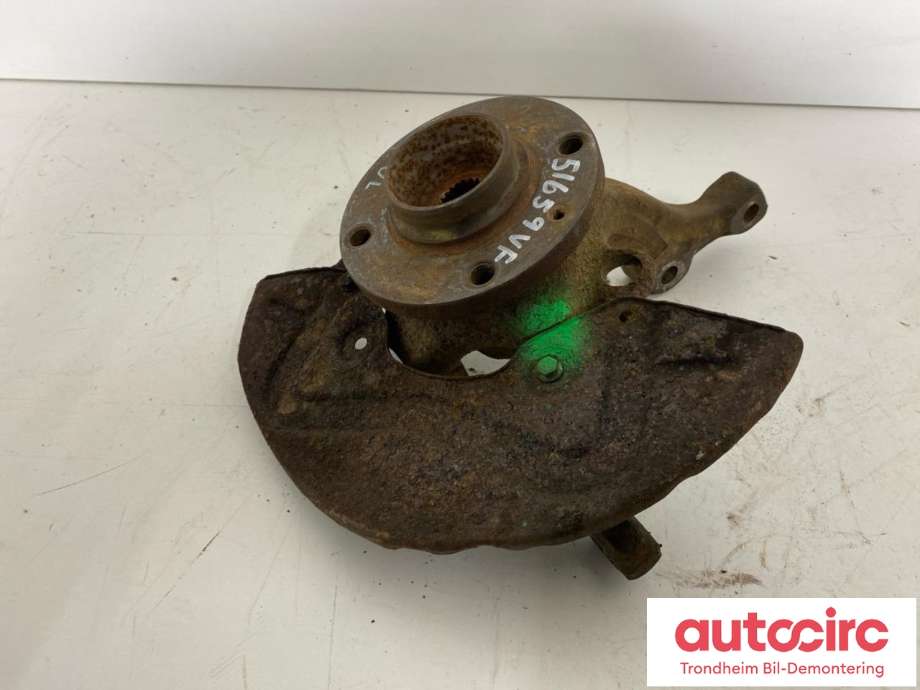 Hjulspindel venstre foran til VW Caddy, 1995-2004 (Type II)  (DIESEL/MANUELL|357407255C)