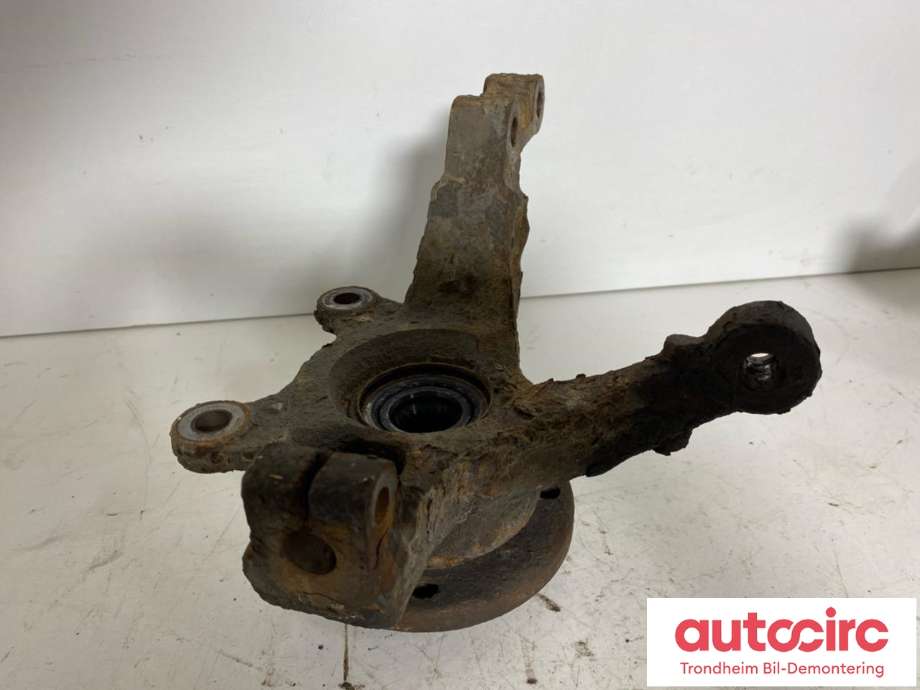 Hjulspindel høyre foran til Nissan Note 2006-2013 (Type I)  (BENSIN/MANUELL|40014-AX600|40014AX600|)