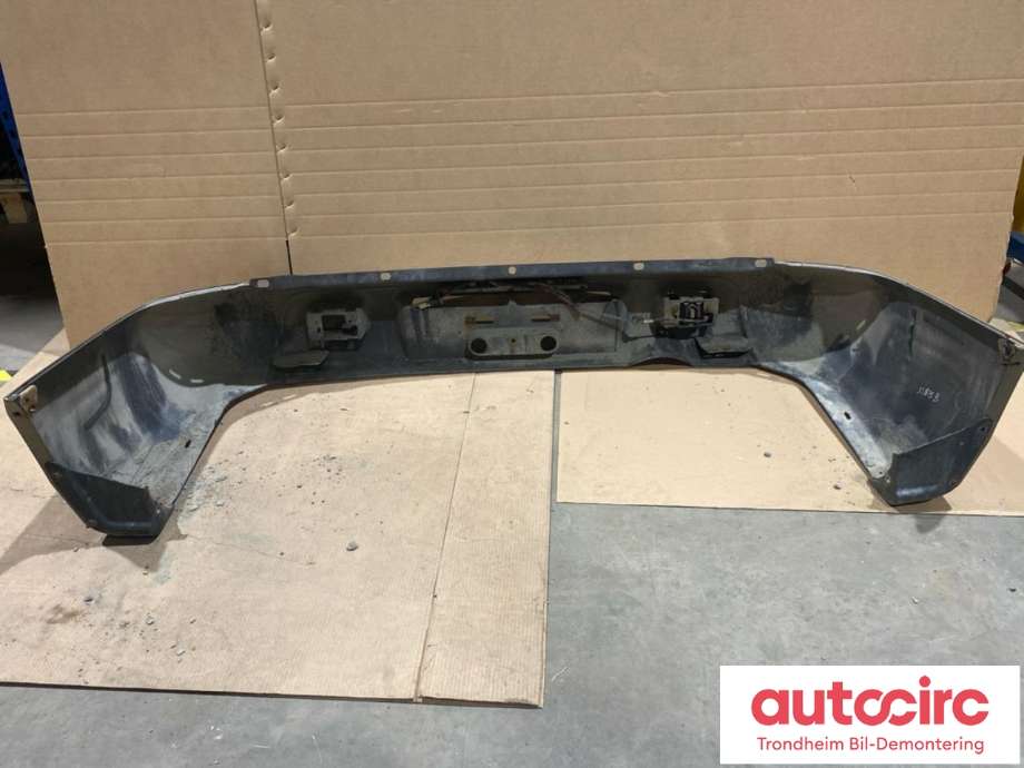 Støtfanger bak til Subaru Forester 1997-2002 (Type I)  (...|57717FC400MC|)