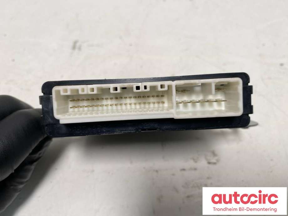 Styreenhet elektrisk bakluke til Suzuki Across 2020-->>  (AISIN|8922242010|41481411410|)