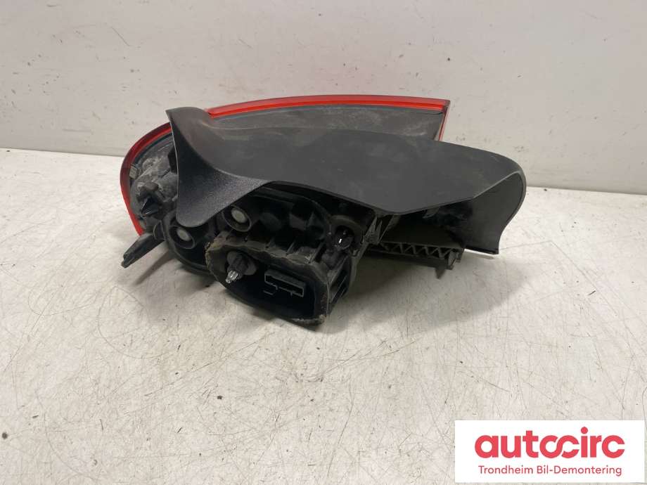 Baklykt høyre ytre til Citroën C4, Cactus 2018-2021 (Fase 2)  (..|9823950280|)