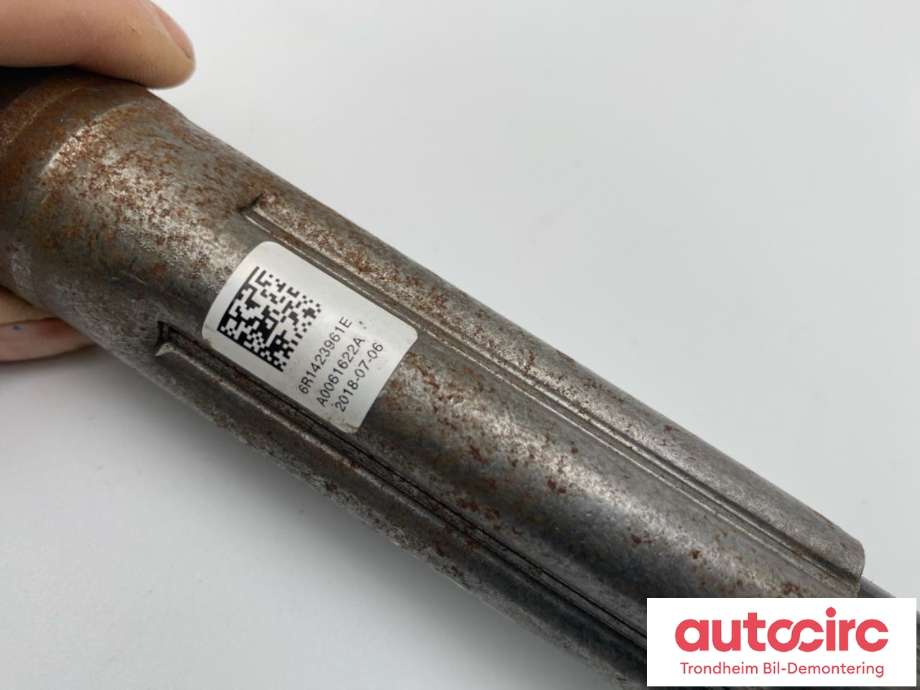 Rattaksel ledd til Škoda Fabia 2014-2021 (Type III)  (..|6R1423961E|6R1 423 961 E|)