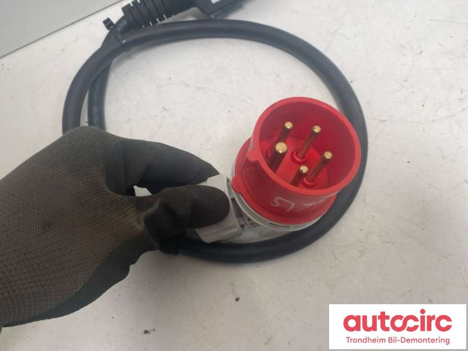 Batterilader kabel adapter til Škoda Enyaq 2021-->>  (ADAPTERKABEL|7PP971678CJ|7PP971678GD|7PP 971 678 GD| 7PP 971 678 CJ| 08923010206A0)