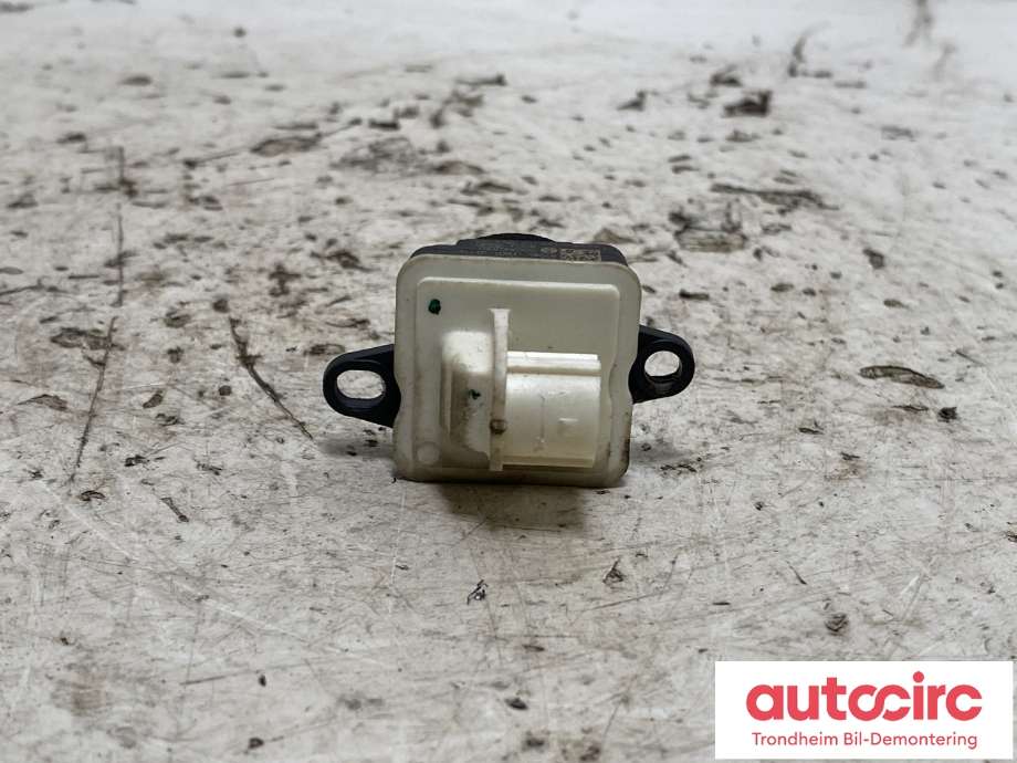 Parkeringskamera bak til Alfa Romeo Giulia 2016-->>  (BOSCH|50562095|0263007051|)