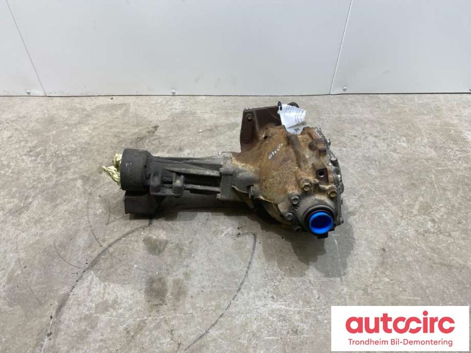 Kardang klokke foran til Toyota RAV4 2000-2006 (Type II)  (...|3610042060|36100-42060|)