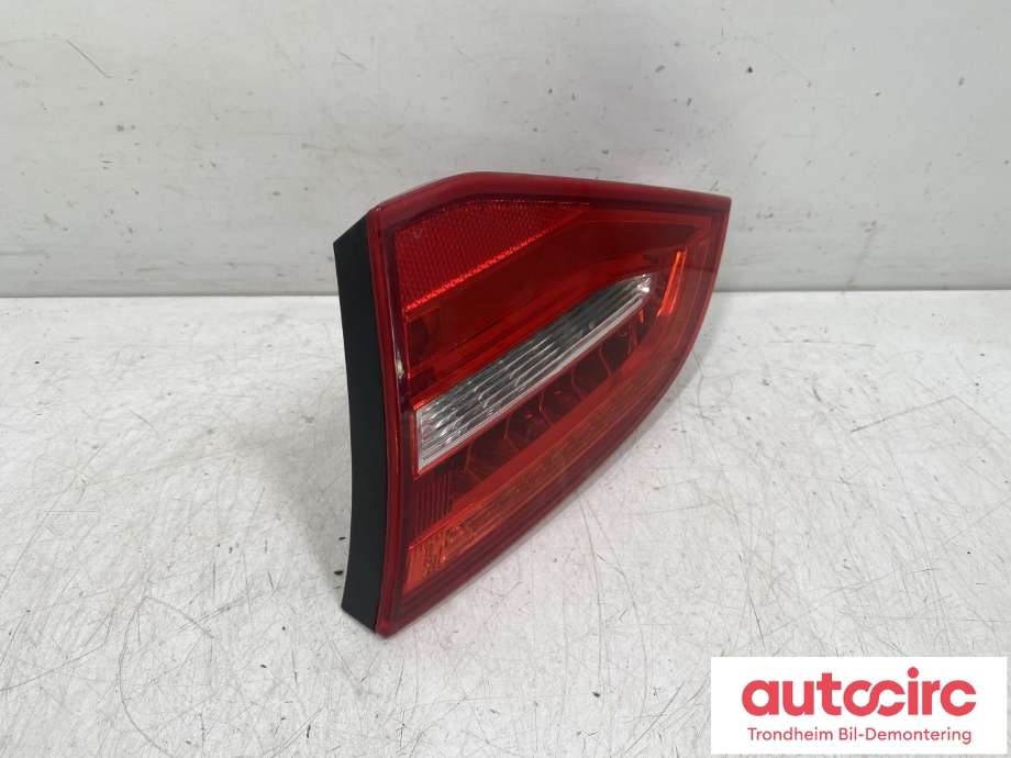 Baklykt høyre indre til Audi A4 2007-2014 (Type IV) (B8) (B8) (8K9945094E|)