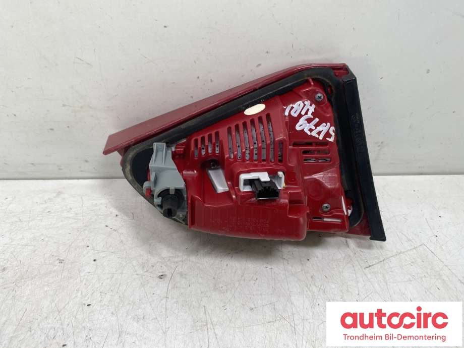 Baklykt høyre indre til Audi A4 2007-2014 (Type IV) (B8) (B8) (8K9945094E|)