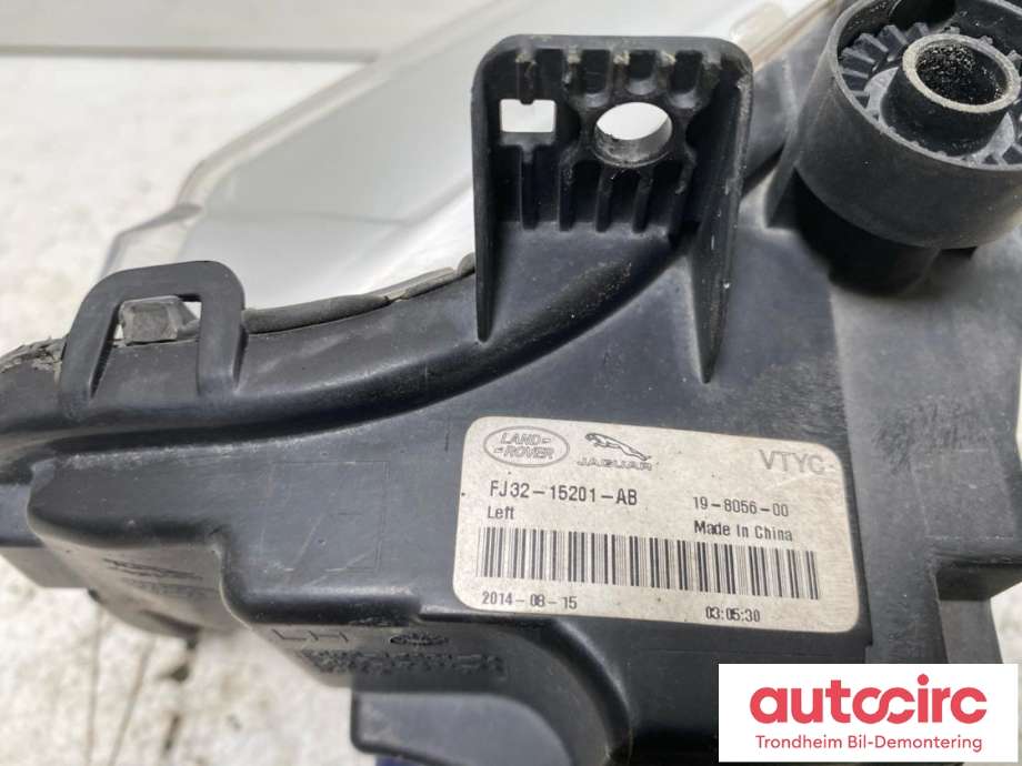 Tåkelykt venstre foran til Land Rover Range Rover, Evoque 2011-2019 (Type I)  (..|LR068980|LR136869|FJ3215201AB| FJ3215201AD)