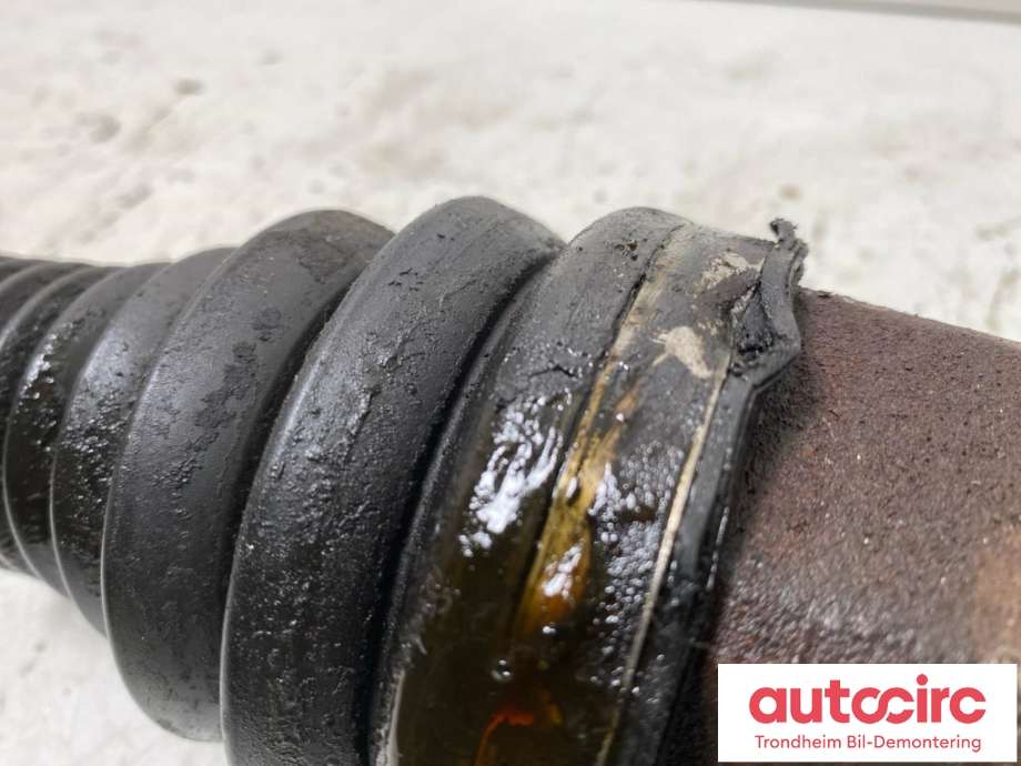 Drivaksel venstre foran, diesel/automat til BMW 7-Serie 2009-2015 (F01/F02/F03/F04) (F01/F02/F03/F04) (LES INFO|7593039|31607606027|31 60 7 606 027)