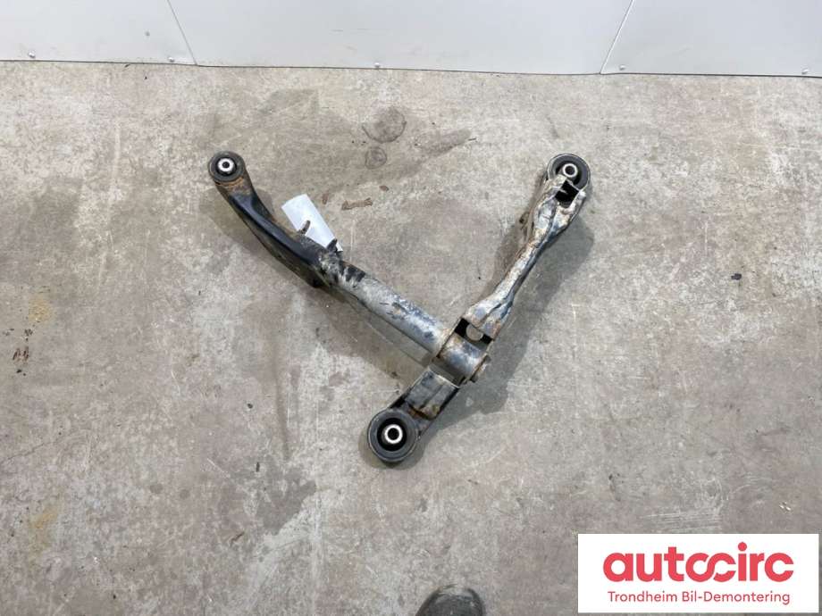 Travers bak til VW Transporter / Caravelle 2009-2015 (Fase 2) (T5) (T5) (LES INFO|7E0599421A|7E0 599 421 A|)