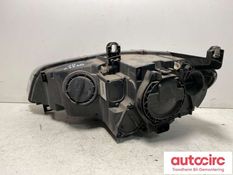 Frontlykt høyre xenon til BMW X5 2007-2013 (E70) (E70) (AL|63117288992|7278050|7288992)