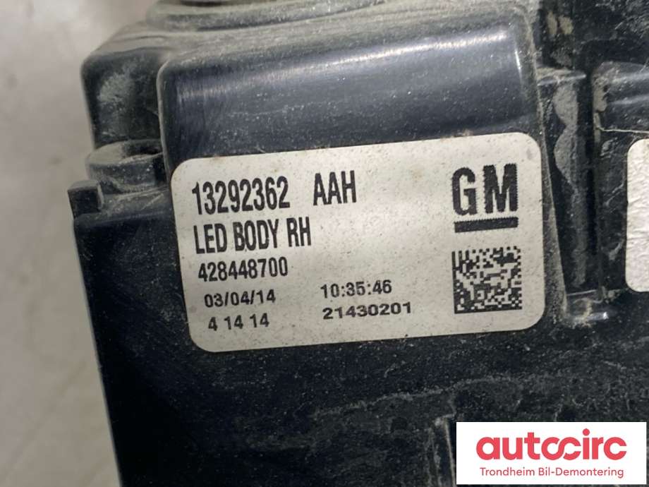 Baklykt høyre ytre til Opel Zafira Tourer 2012-2018  (13292362|39033315|39009035)