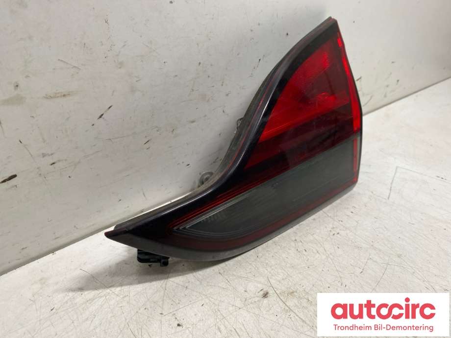 Baklykt høyre indre til Opel Zafira Tourer 2012-2018  (13292359|39028600|)