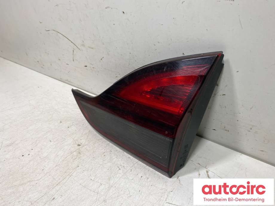 Baklykt høyre indre til Opel Zafira Tourer 2012-2018  (13292359|39028600|)