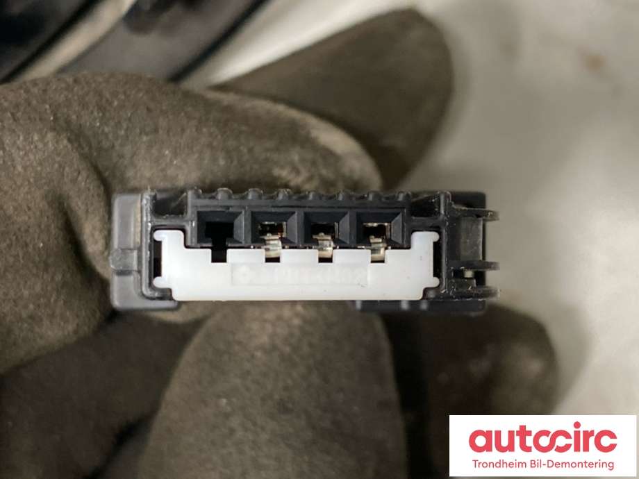 Baklykt høyre indre til Opel Zafira Tourer 2012-2018  (13292359|39028600|)