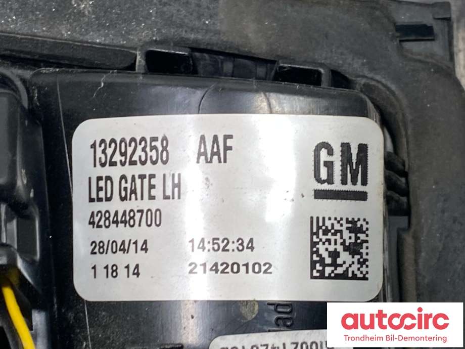 Baklykt venstre indre til Opel Zafira Tourer 2012-2018  (13292358|39028599|)