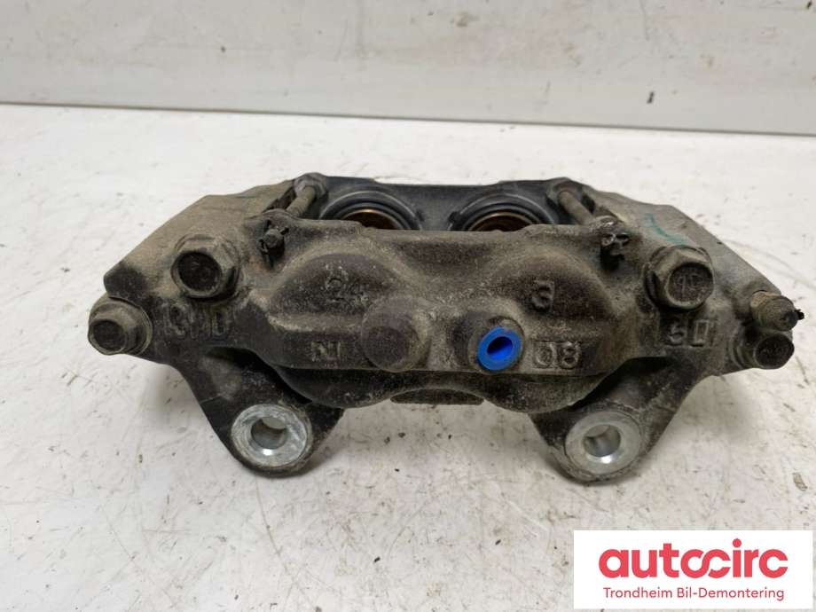 Bremsecaliper venstre foran til Toyota Hilux 2020-->>  (..|47750-0K350|477500K350|)