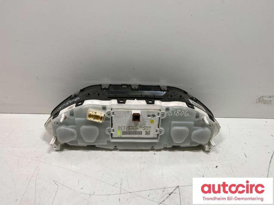 Instrumentpanel til Peugeot 2008 2013-2019 (Type I)  (9805407380|9822703980|981149748000| 9811497480)