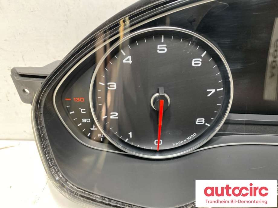 Instrumentpanel til Audi A6 2011-2014 (Type IV, Fase 1) (C7) (C7) (..|4G8 920 932 B|)