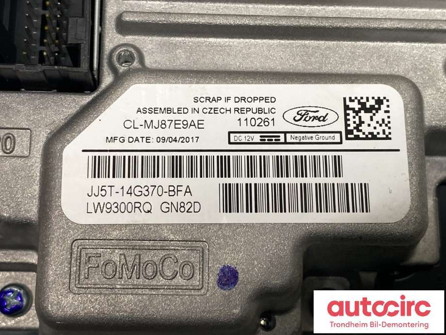 Bilstereo navigasjon skjerm til Ford Kuga 2013-2019  (FORD|1922171|GJ5T18B955SB|)