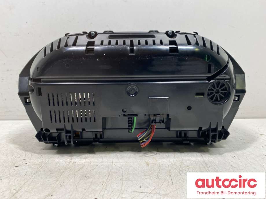 Instrumentpanel til BMW 1-Serie 2011-2015 (Fase 1) (F20/F21) (F20/F21) (BMW|62105A03E53|9295821-01|)
