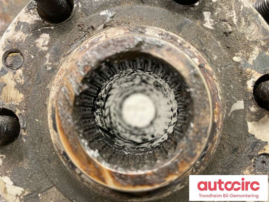 Hjulspindel venstre foran til Toyota Hiace 2001-2006 (Fase 2)  (..|4320226021|)