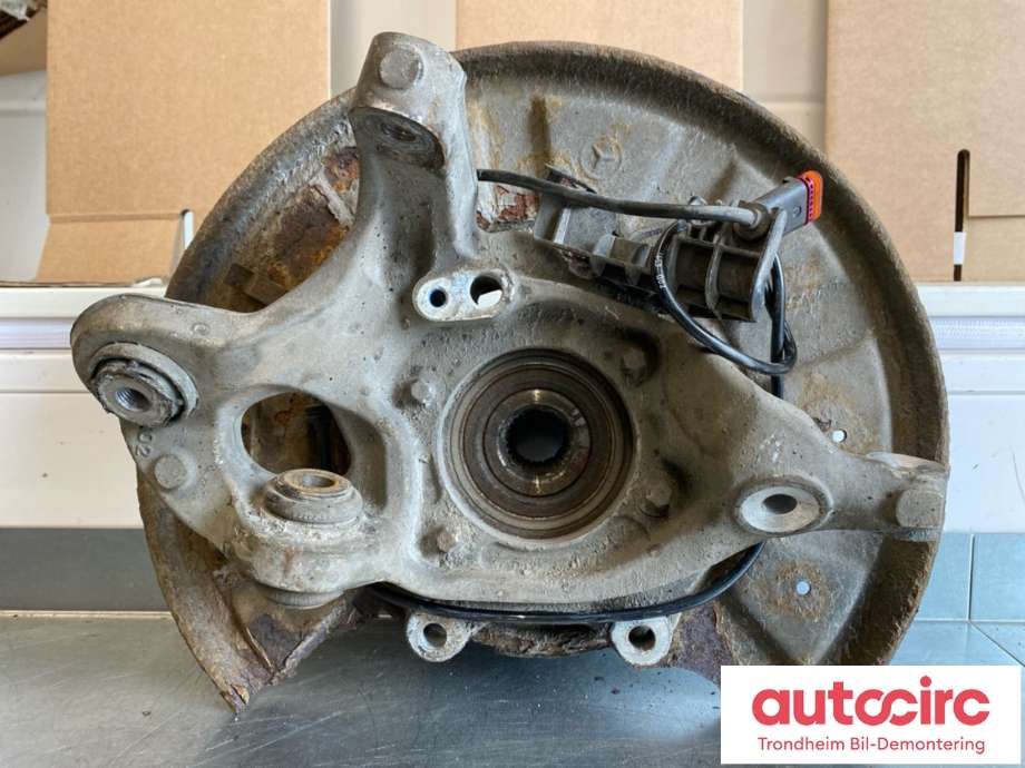 Hjulspindel høyre bak til Mercedes GLK 2008-2015 (X204) (X204) (..|A2123502208|A2123500241|)