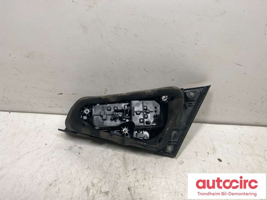 Baklykt venstre indre til Audi A3 2016-2020 (Type III, Fase 2)  (8V4945075|)