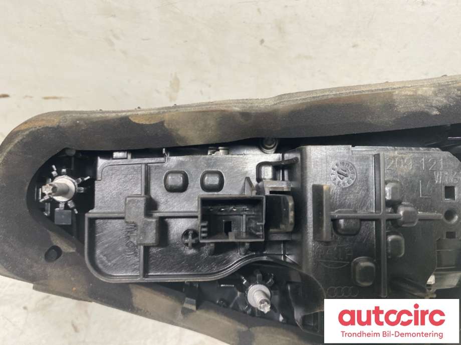 Baklykt venstre indre til Audi A3 2016-2020 (Type III, Fase 2)  (8V4945075|)