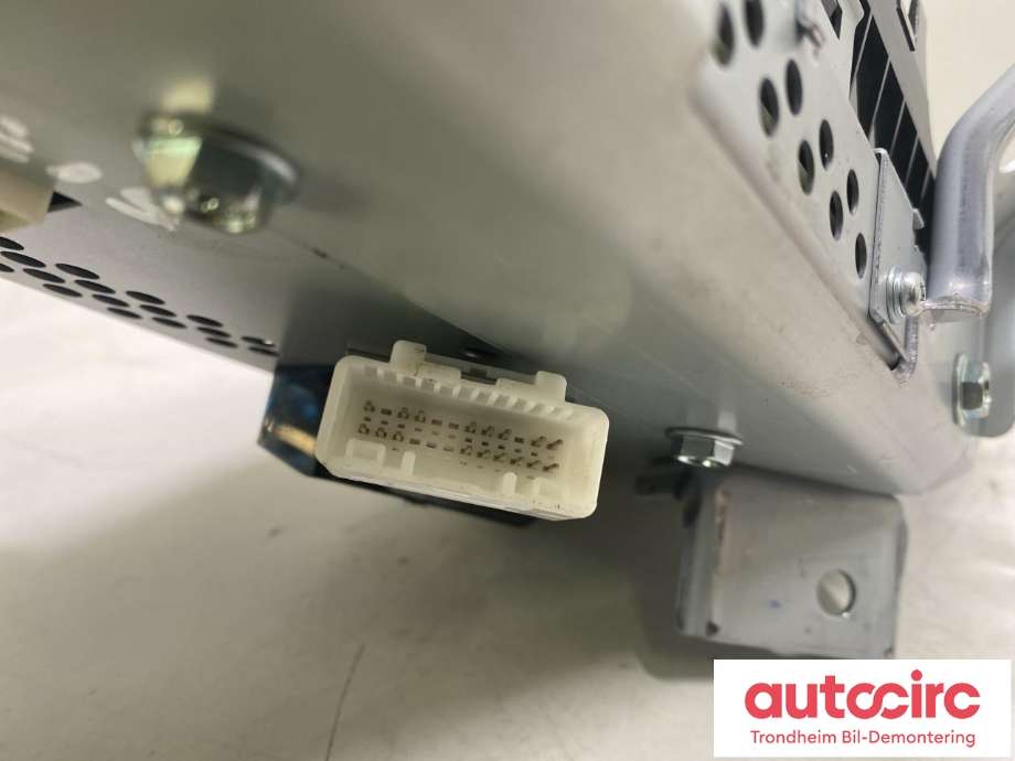 Multimedia display (MCU - Media Controller Unit) til Lexus RX 2016-->> (Type IV) (AL20) (AL20) (..|8329048110|8329048111|)