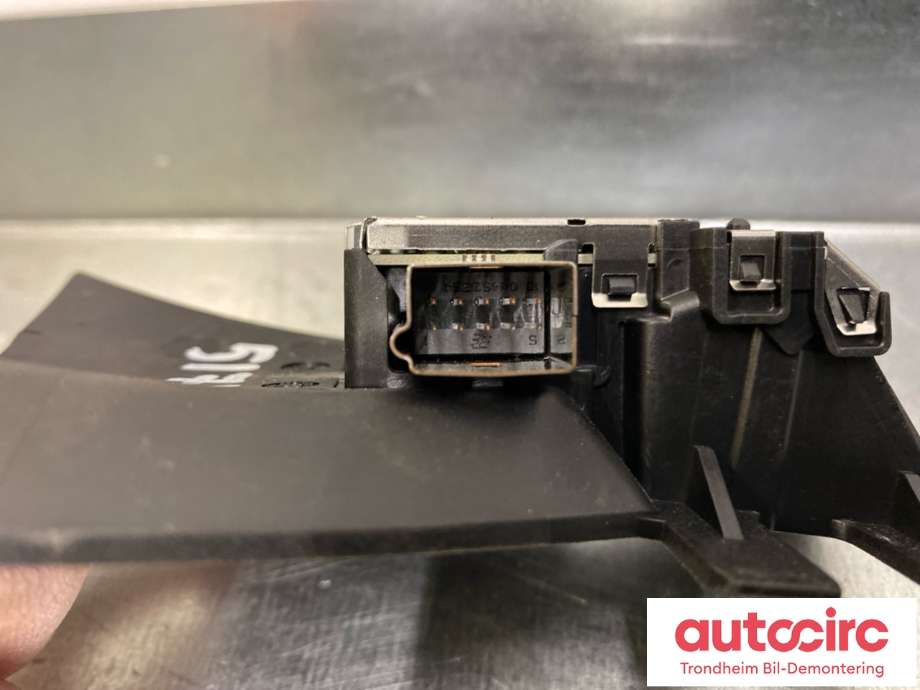 Parkeringskamera foran til BMW X1 2015-2022 (F48) (F48) (AUTOLIV|66519458737|162710973|9370431)