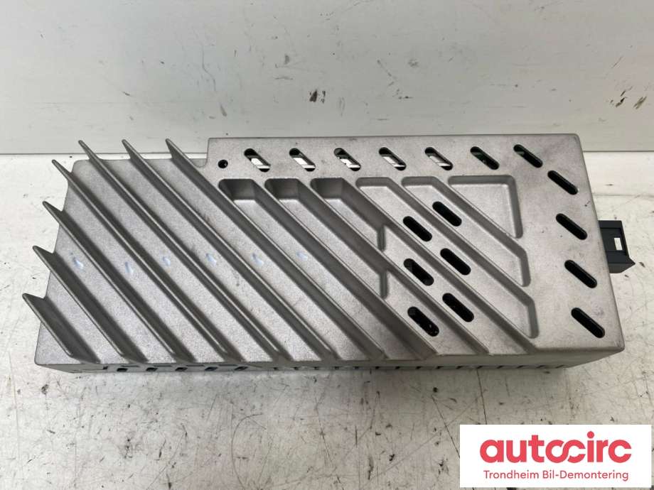 Bilstereo forsterker til BMW X5, 2013-2018 (F15) (F15) (HARMAN/BECKER|65125A4E609)