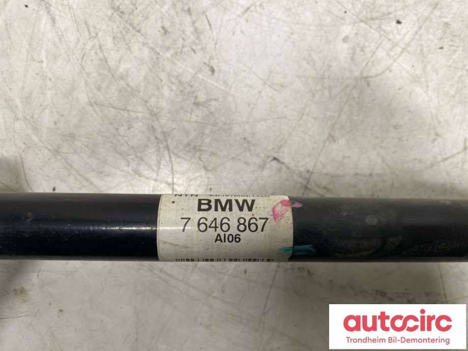 Drivaksel høyre bak, bensin/automat til BMW X1 2015-2022 (F48) (F48) (33207646867|)